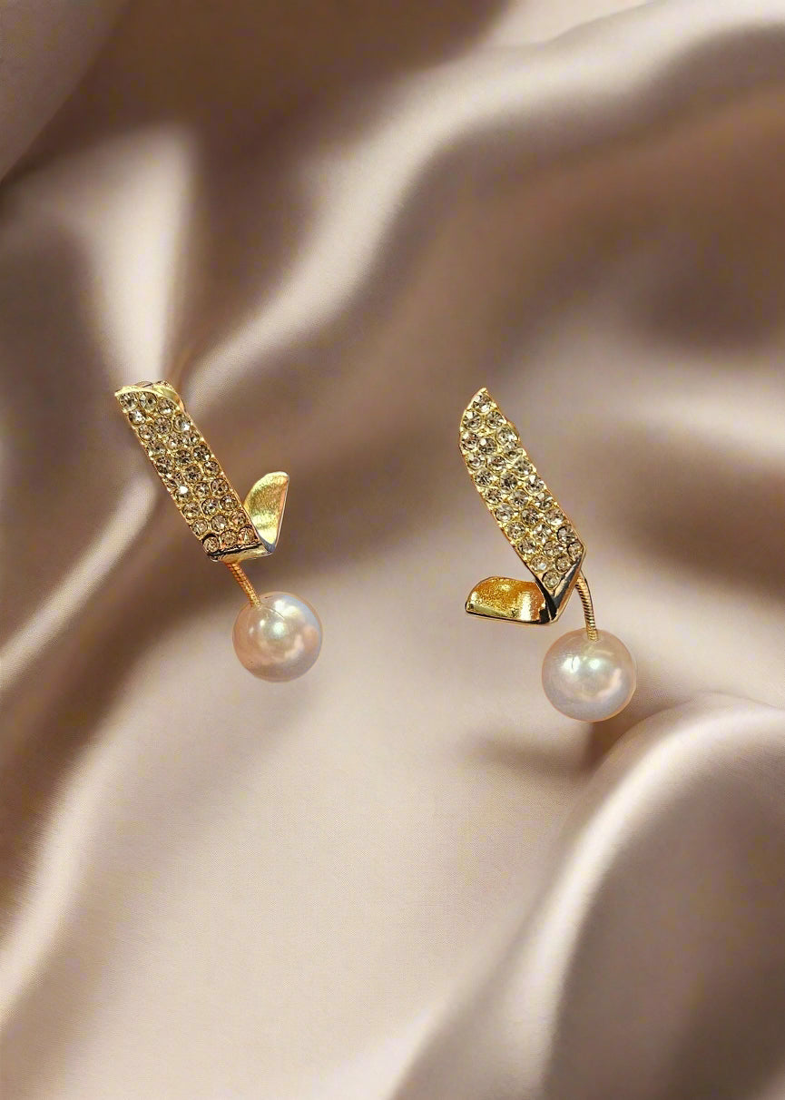 Diamond Pearl Chain Earring