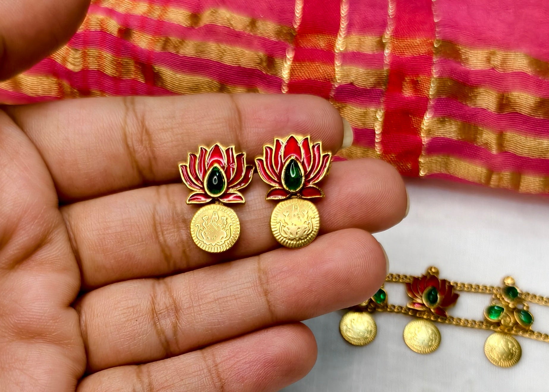 Red Lotus with coin Choker set - CBL0024